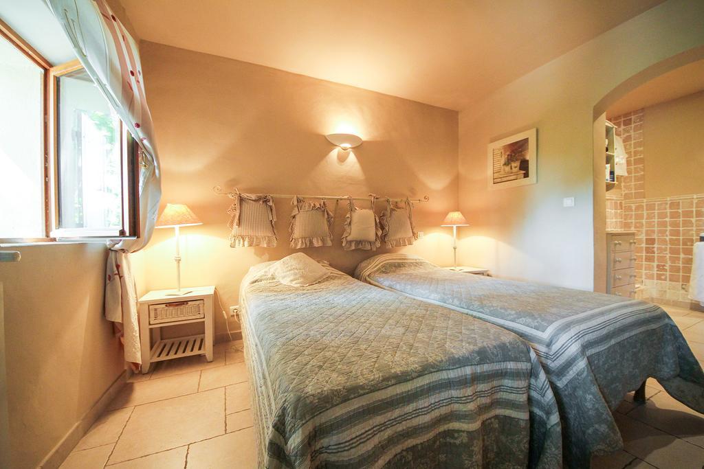 Les Carmes And Spa Le Thor Rom bilde